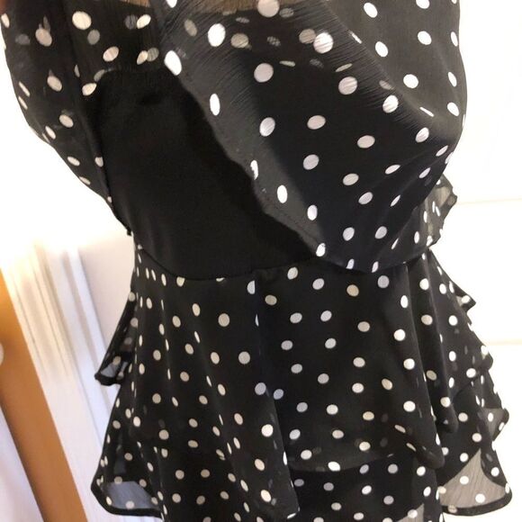 CANDIE’S black and white top ***3 for $25*** - Picture 2 of 7